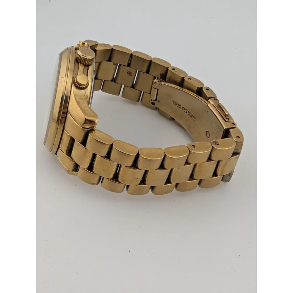 Michael Kors Runway MK-5055 Womens Watch 37mm Gold Chronograph- New Battery